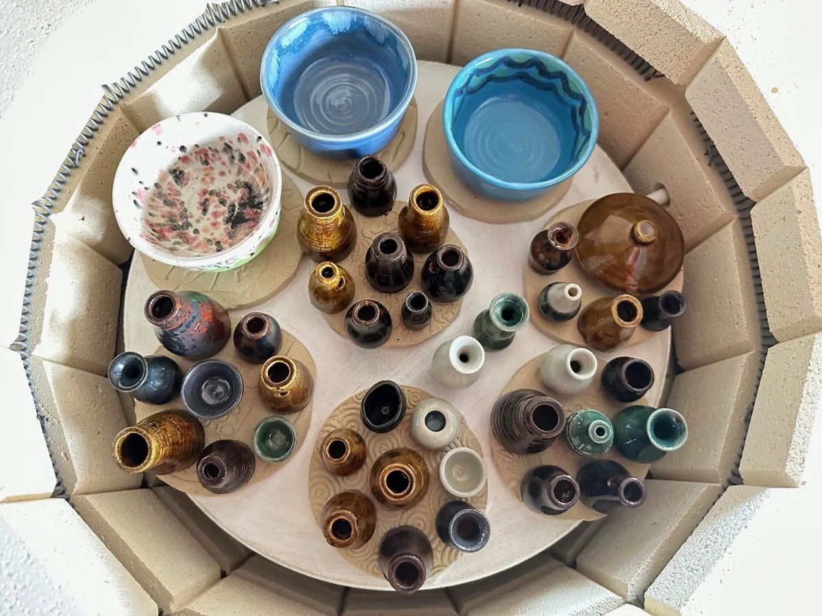 Kilncare Ikon V46 Top Load Pottery Kiln + Free Furniture - Image 5